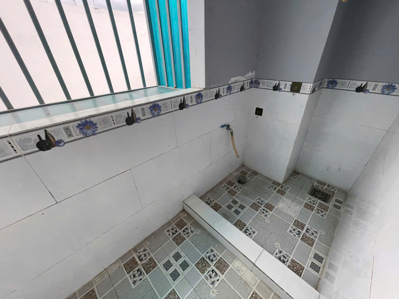 Máy giặt Thuê phòng trọ Nha Trang 304 Phòng trọ cho thuê Nha Trang có ban công